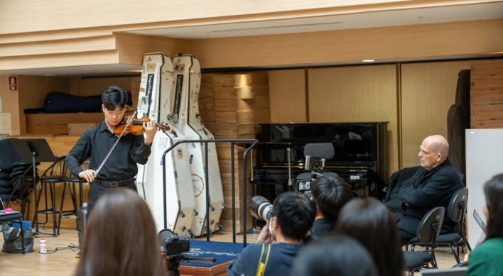 [Herald Interview] 'Music is everything to me,' Gong Min-bae, violinist with autism, says