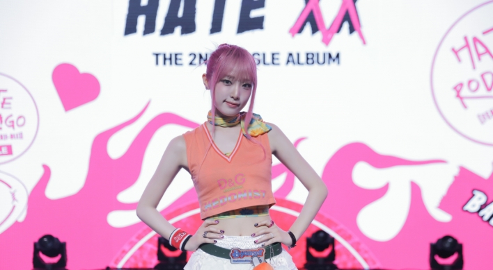'Self-love is my style': Yena returns with 'Hate XX'