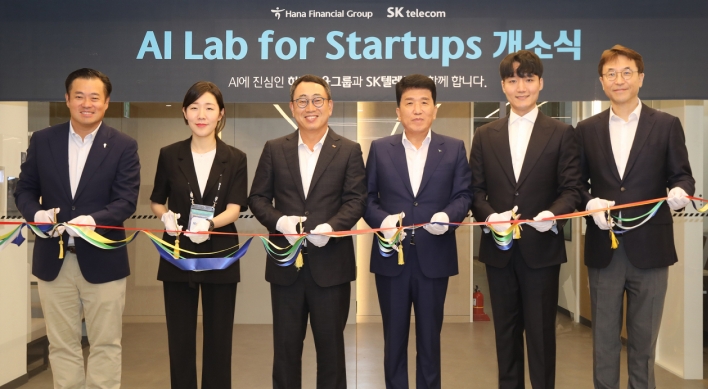 [Photo News] Hana-SKT startup accelerator