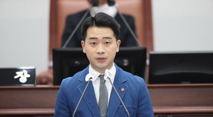Jeju's youngest provincial councilor expelled from party over alleged sex trade