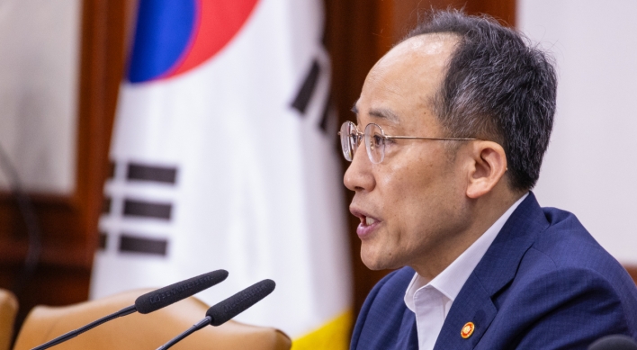 S. Korea to back exports amid signs of recovery: finance minister