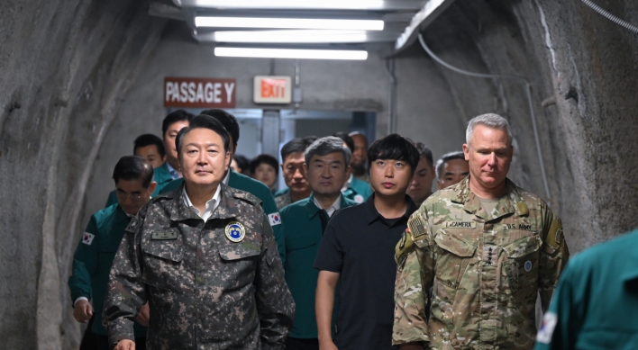 Yoon visits CP Tango to inspect Korea-US drill