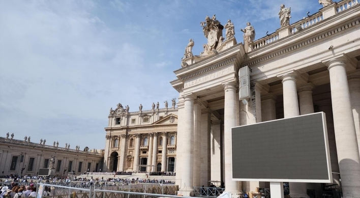 Samsung's giant billboards become operational at Vatican