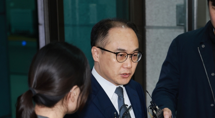Top prosecutor blasts main opposition party for attempting to impeach prosecutors