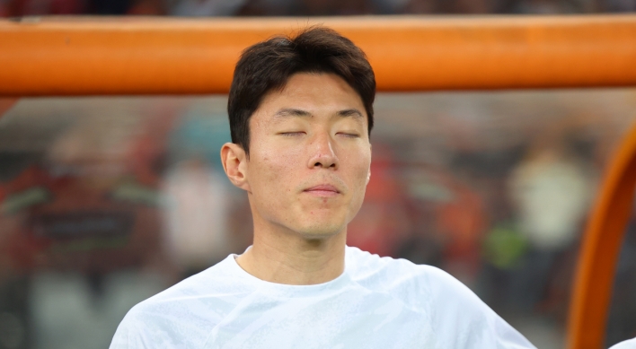 Klinsmann stands by S. Korean intl. Hwang Ui-jo amid police probe on filming accusation
