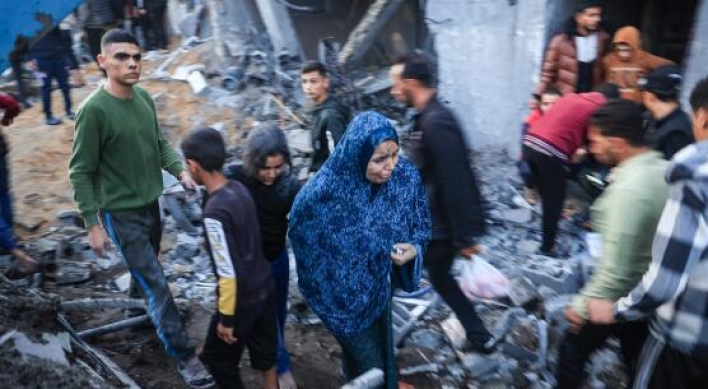 Israel expands offensive in Gaza as global concern deepens