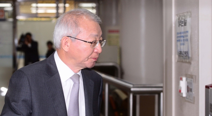 Court acquits ex-top justice of all charges in power abuse scandal
