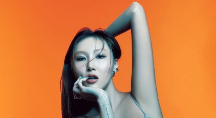 Hwasa to hold first fan concert in April