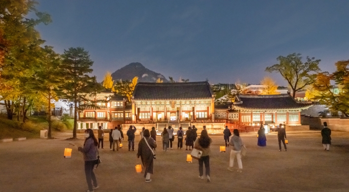 Popular Gyeongbokgung nighttime tours return in April