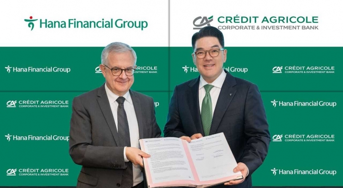Hana Financial teams up with Credit Agricole to expand presence in Europe