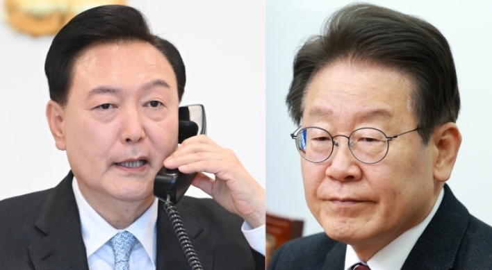 Yoon offers first one-on-one meeting with opposition leader next week