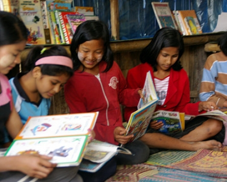 Books build dreams for Burmese refugees