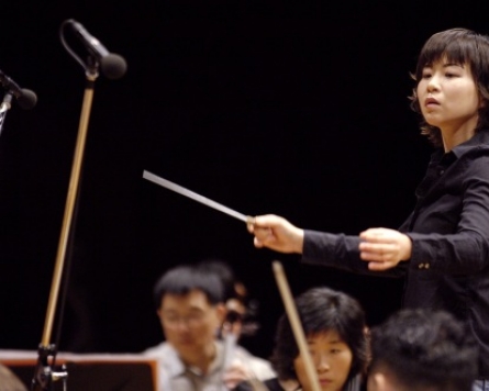 Conductor finds hope in young Korean musicians