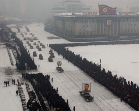 Photo of Kim Jong-il's funeral was doctored: NYT