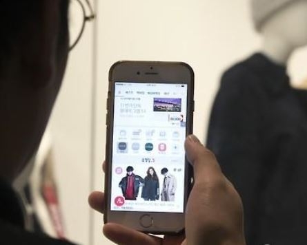 Korea's mobile purchases hit record high in July
