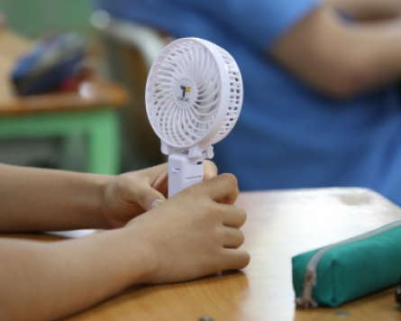 Be careful when using handheld fans: ministry