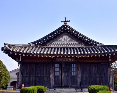  Tracing the history of Korea’s Anglican Church in island town