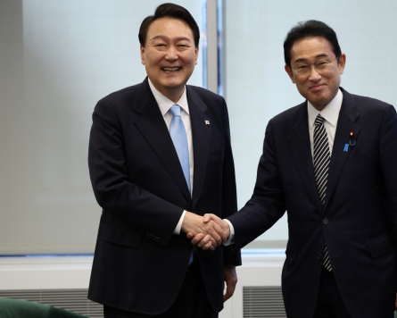 Yoon, Kishida agree to cooperate on NK, improve bilateral relations