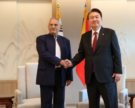 Yoon meets East Timor leader