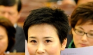 리펑 전 총리 딸 리샤오린, 여성 경제인 리더에 '부전여전'