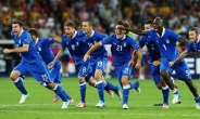 이탈리아, 승부차기로 잉글랜드에 4-2 승리...12년 만에 4강진출