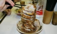 일본의 흔한 라면…“고기인지 라면인지”