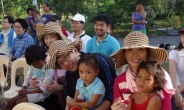 한국관광공사-레드캡투어, 필리핀 한센인 마을서 봉사활동