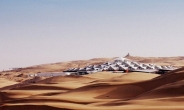 중국 사막호텔 “사막 한가운데 덩그러니…”