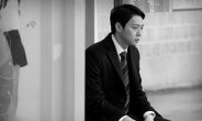 박유천, '쓰리데이즈' 비하인드컷 공개 '시선압도'