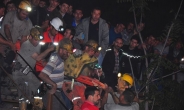 터키 탄광 폭발 사고 사망자 282명…매몰 140여명 생존 희망 가물가물