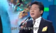 박상철, '가요무대'서 구성진 목소리로 열창…