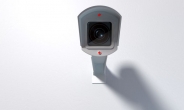 어린이집 CCTV설치법 복지위 법안소위 통과…이번엔 국회문턱 넘나