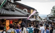 [일본 찾는 한국인]일본관광 한국인 6년만에 최대…전년比 40%↑