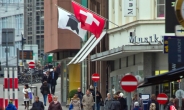 스위스 총선, 난민 위기에 ‘우향 우!’