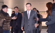검찰, ‘성완종 스캔들’ 이완구 前 총리에 징역1년 구형