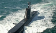 “국내 최대 1800톤급 잠수함”…현대중공업, 홍범도함 진수