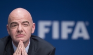 신임 FIFA 회장도 연루 의혹