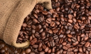 국제암연구소, ‘뜨거운 음료’는 암 유발할 수 있어..커피는 발암물질 제외