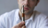 ‘규제’vs‘완화’논란 불똥…전자담배도 세금폭탄?