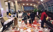중국인들 떠난 자리…쓰레기 쌓인 제주공항