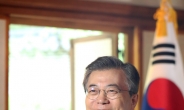 文대통령 “위안부합의는 한국인들이 수용안해”…재협상 의지 천명