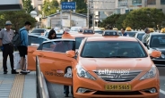 서울 택시ㆍ버스 불편신고, 6년간 42% 줄었다