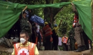 태국 ‘동굴 소년’ 4명 생환…9일 오전 2차 구조 작업 재개