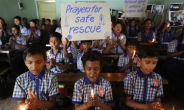 “인류애의 승리”…태국 동굴소년 생환 전세계 환호
