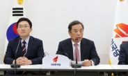 ‘보수통합’ 불지피는 한국당, 인적쇄신도 전당대회도 ‘통합’
