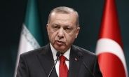 트럼프 “시리아 문제 터키에 다 넘기겠다…에르도안은 해낼 수 있는 사람”