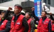 “월급제 반대” 택시회사들의 변심…기사들 “국민 우롱”