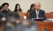 한국당 “장관 후보자들, 보고서 채택 아니라 고발 검토해야”