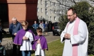 해리포터 신성 모독죄로 화형식…폴란드 가톨릭 사제들 행위 논란