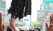 광주 장외집회 나선 황교안…항의 나온 시민단체에 쫓겨 ‘피신’ 소동